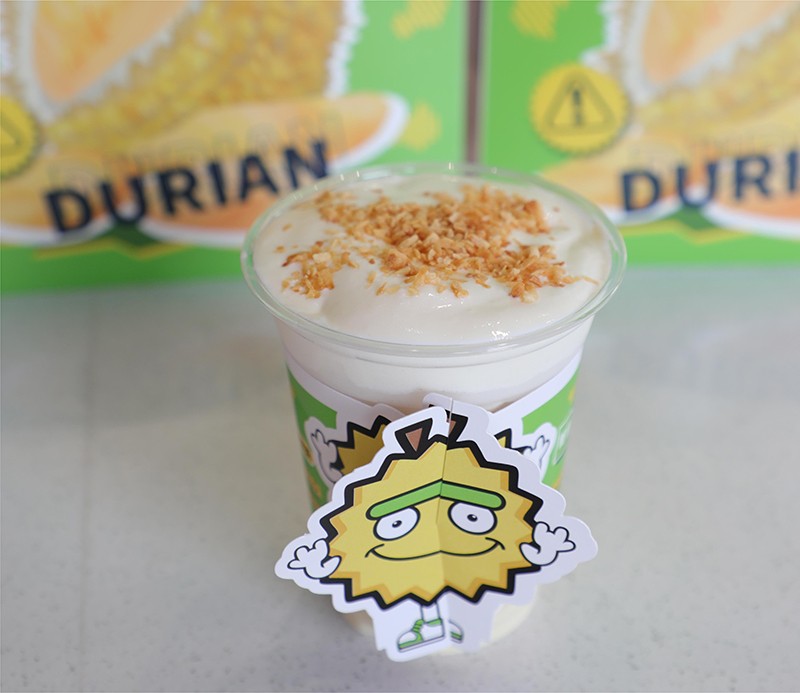 首杨果茶推出王炸榴莲爆品,“霸气榴莲冰”2杯仅18元