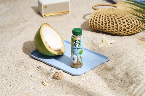 瓶装星巴克全新上市，椰香咖醇，风味层层